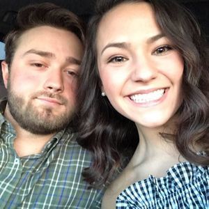 Meet your Posher, Caitlin